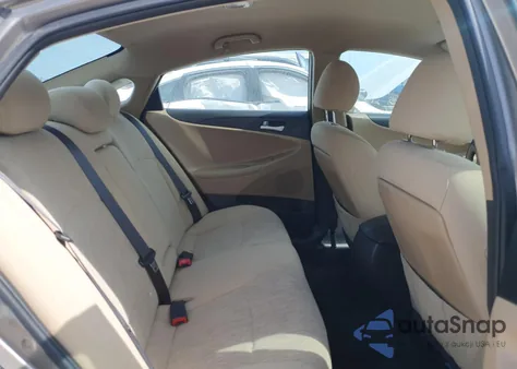 2014 Hyundai Sonata Gls z USA, uszkodzony, nr VIN 5NPEB4AC0EH930104